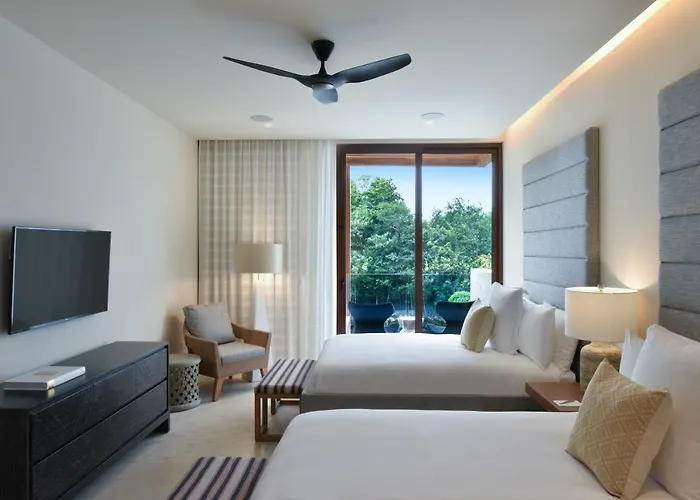 Rosewood Mayakoba Lafitte